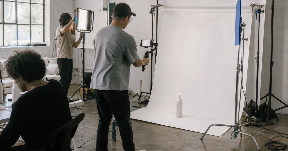 Flapen cover for Where to get product photos with models: a product video shoot with a phone on a gimbal in the studio