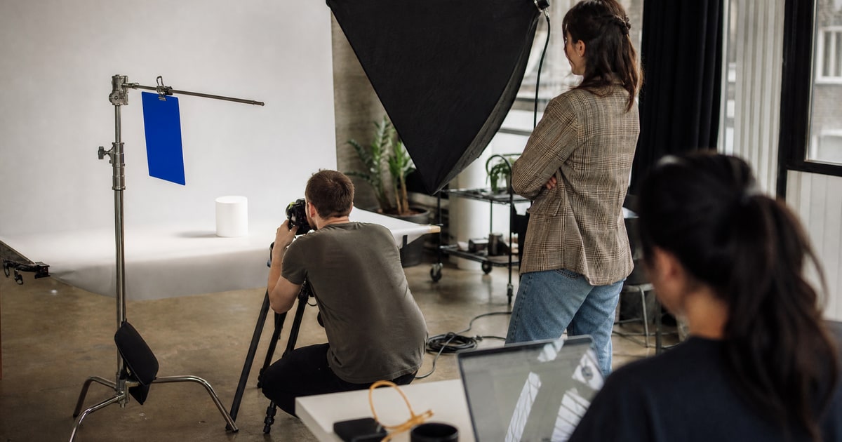 Flapen cover for Data ownership in Amazon service agreements: a client watching the Flapen photographer frame a product in the studio