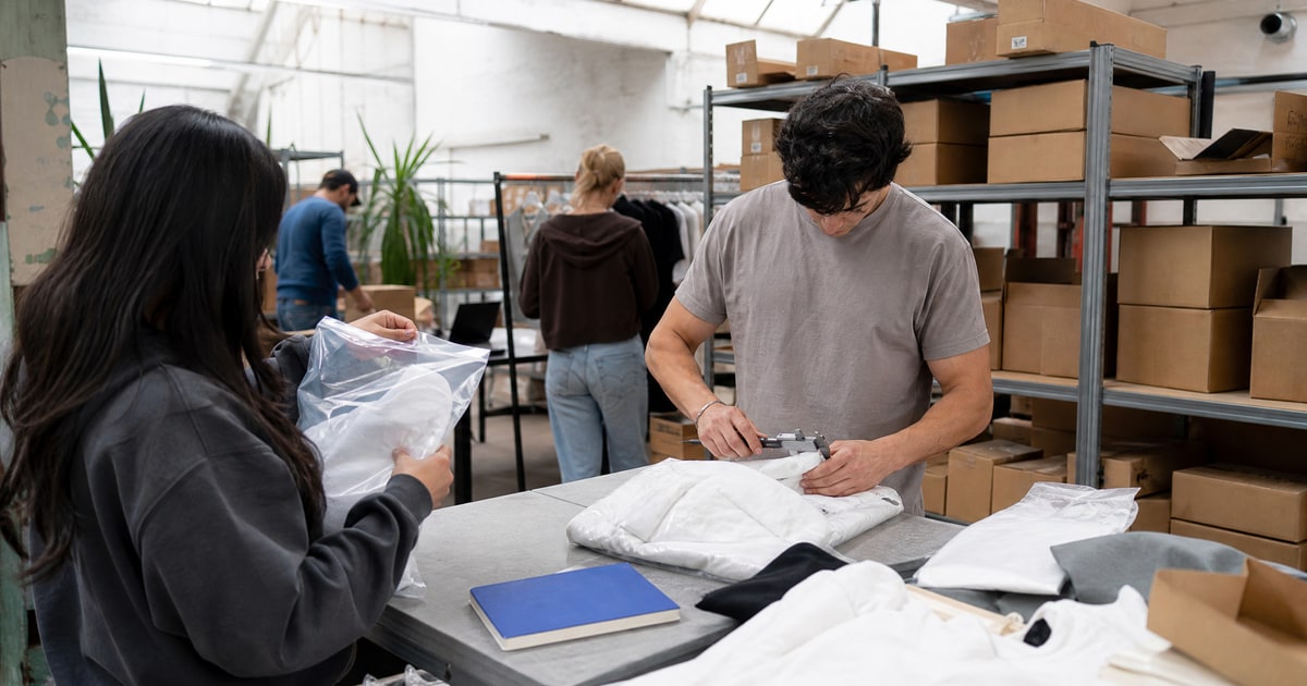 Flapen cover for Tool stack for running Amazon in-house effectively: a seller holding their own sample while a Flapen operator checks a matching one